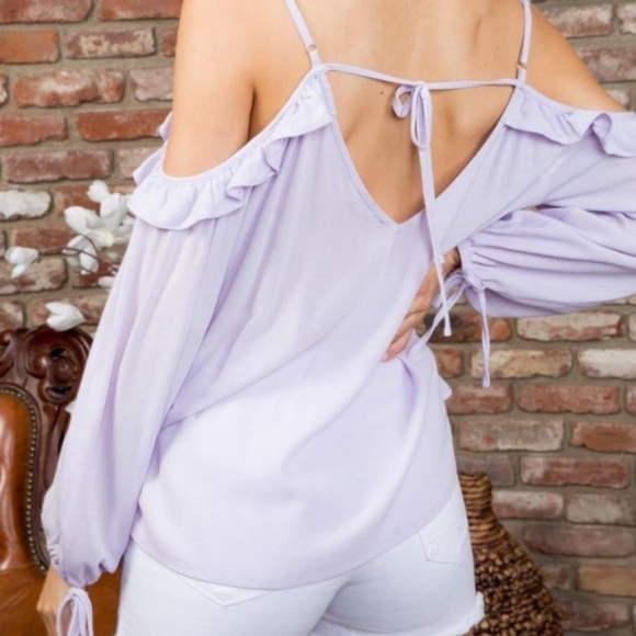 💜FABULOUS💜LILAC COLD SHOULDER BUBBLE SLEEVE TOP - Picture 2 of 5
